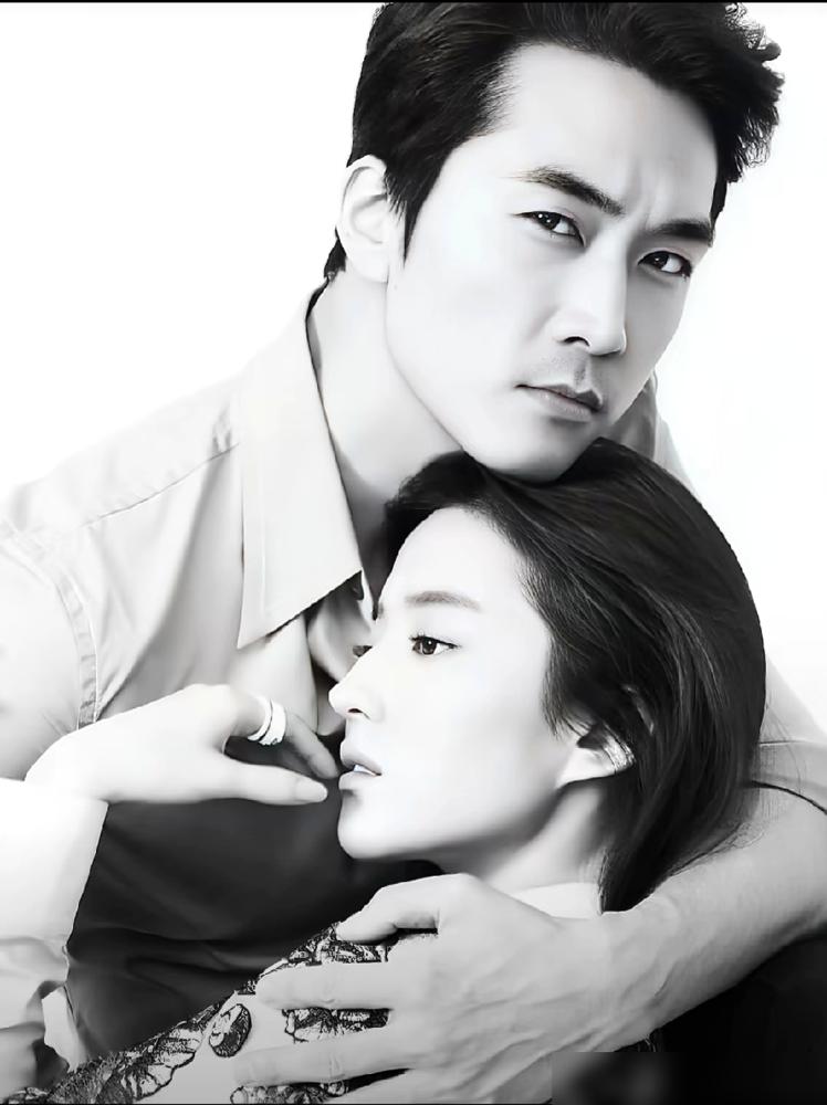 别再心疼刘亦菲了，你真以为她为宋承宪封心锁爱？当年发布会，俩人挨着坐，眼神却隔着