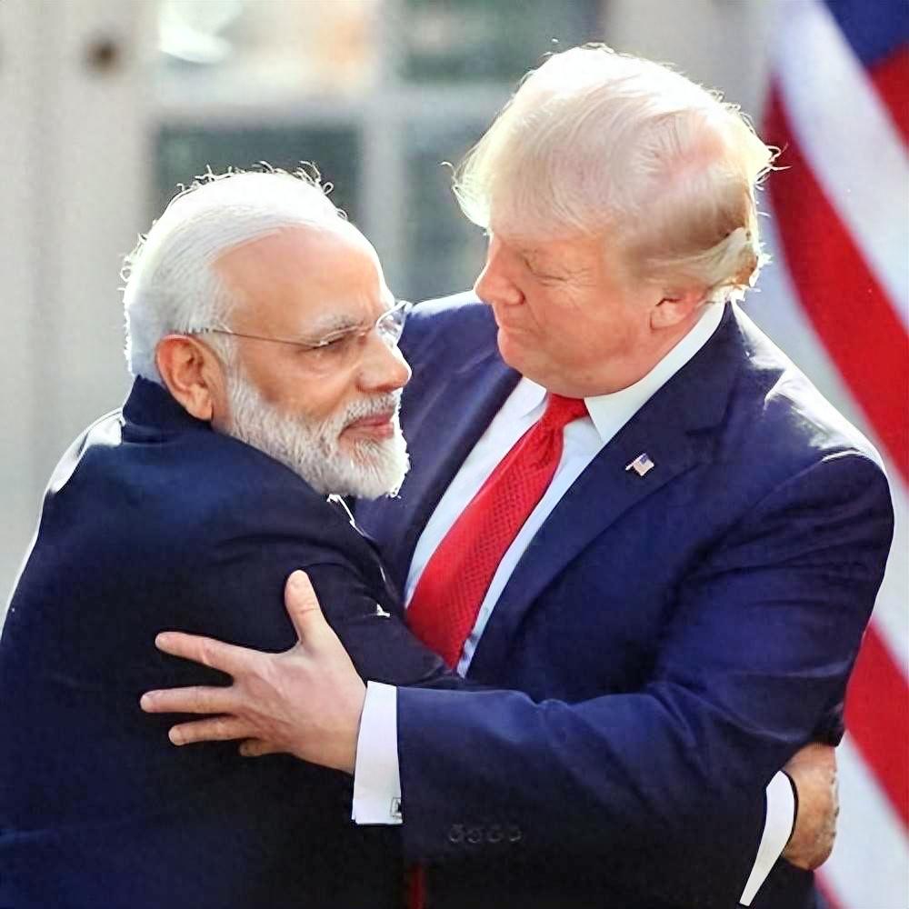 印度采购俄罗斯石油，四年来首次不打折。据彭博社报道，印度采购俄罗斯的石油，四