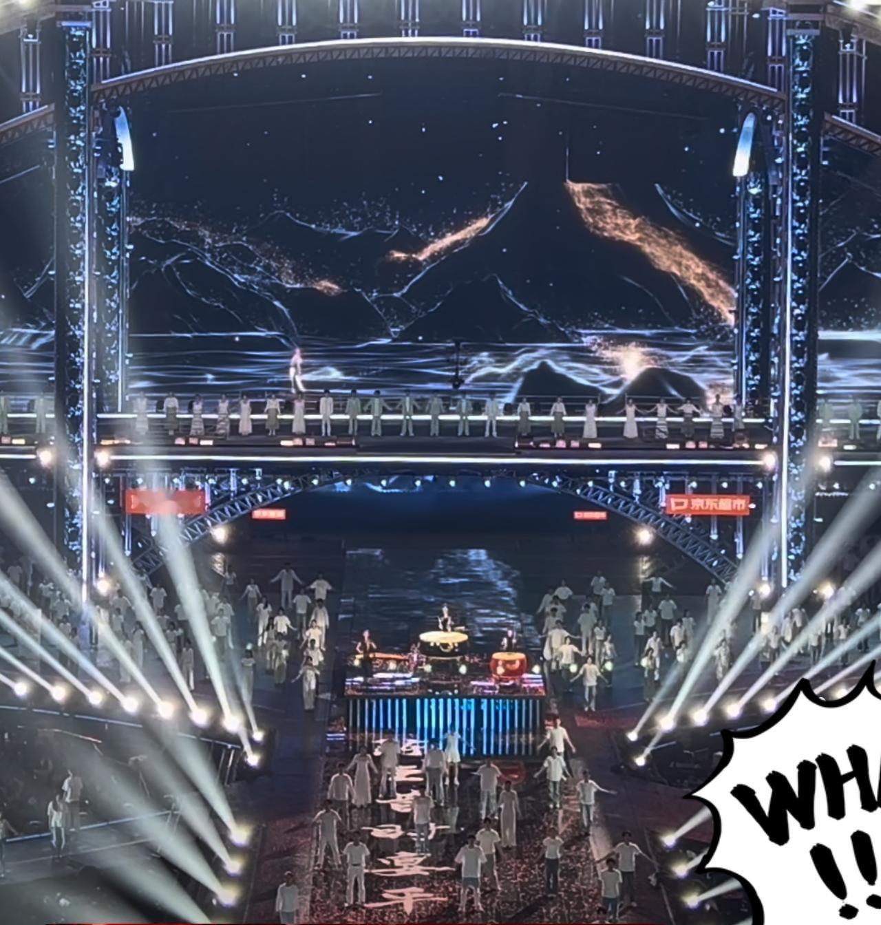 歌王陈楚生🥭台跨年阵仗大、布景大、群演多！果然还是陈楚生，歌王跨年含金量绝对