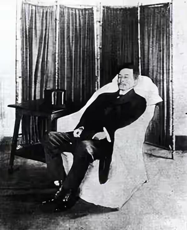 国民党的创始人——不是孙中山，而是宋教仁，宋教仁是谁？你可能会愣一下，因为从