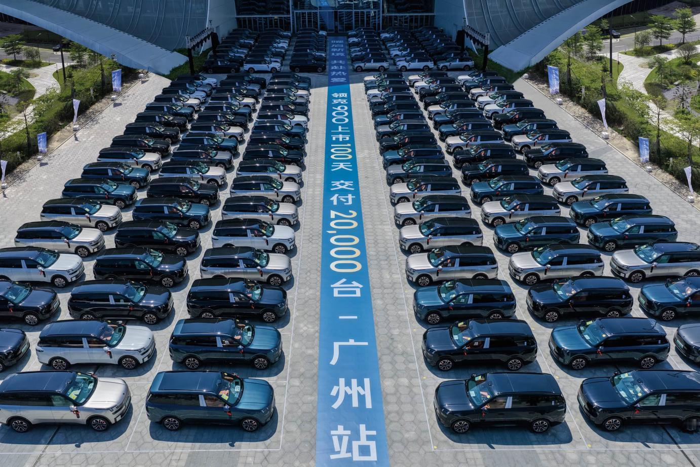 一台用自己实力说话的车，领克900，上市百天交付破2万辆。这车在这个品类，已经挤