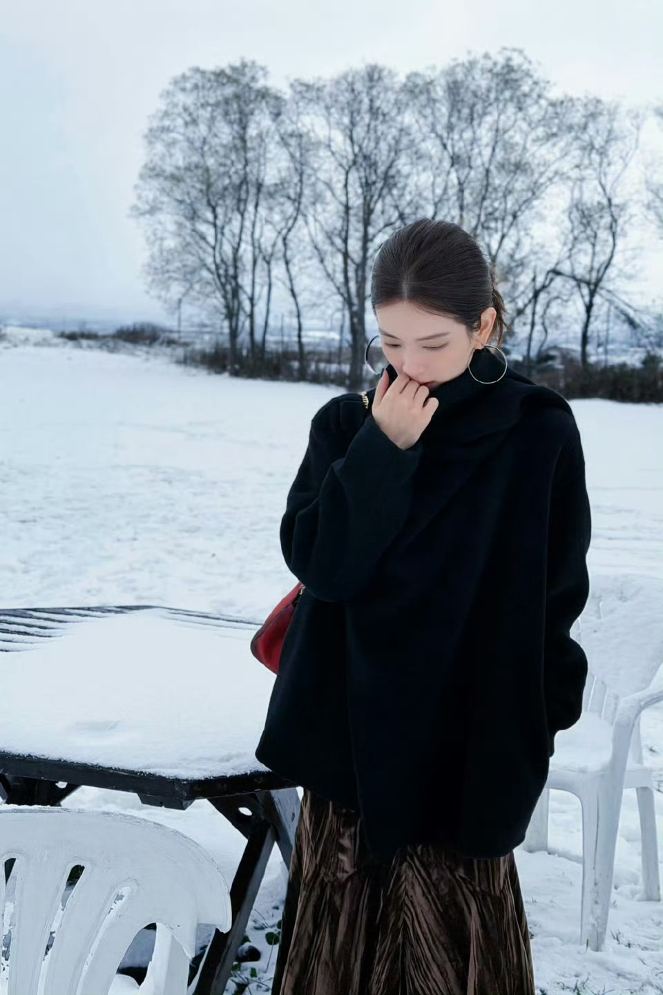 陈昊宇in北海道❄️AWPROJECT2025秋冬大衣搭配Prada