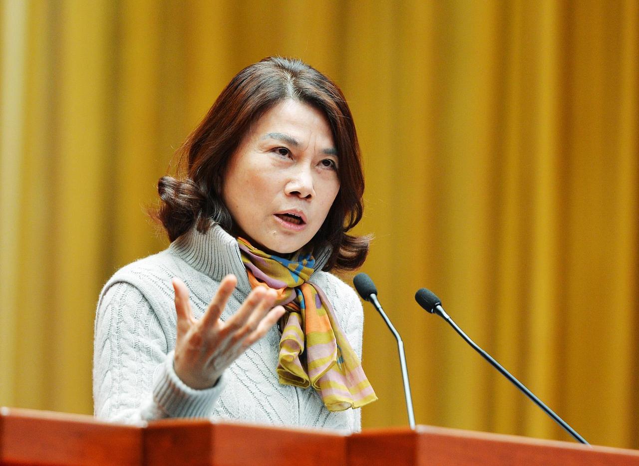 国安部的通报撕开了最残酷的现实：间谍战从不是电影里的惊险剧情，而是藏在柴米油盐里