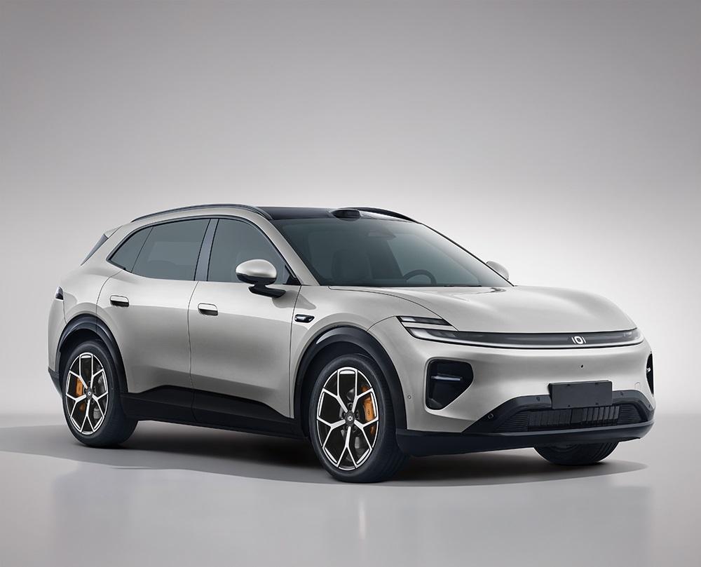 长安启源这次真的来了一手狠货，Q06E申报图刚曝光，定位跨界SUV，光看尺寸就有