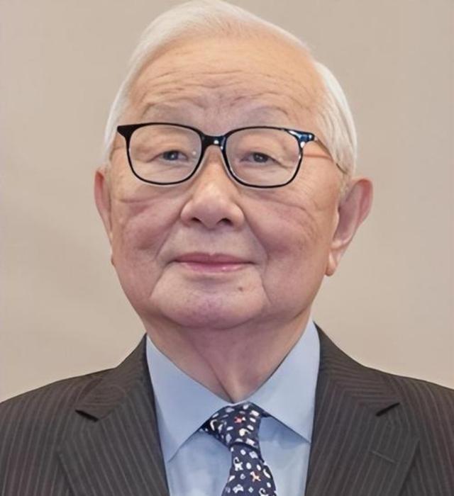 最近这段时间，台积电创始人张忠谋在公开场合的一番话，在中文互联网上激起了不小的水