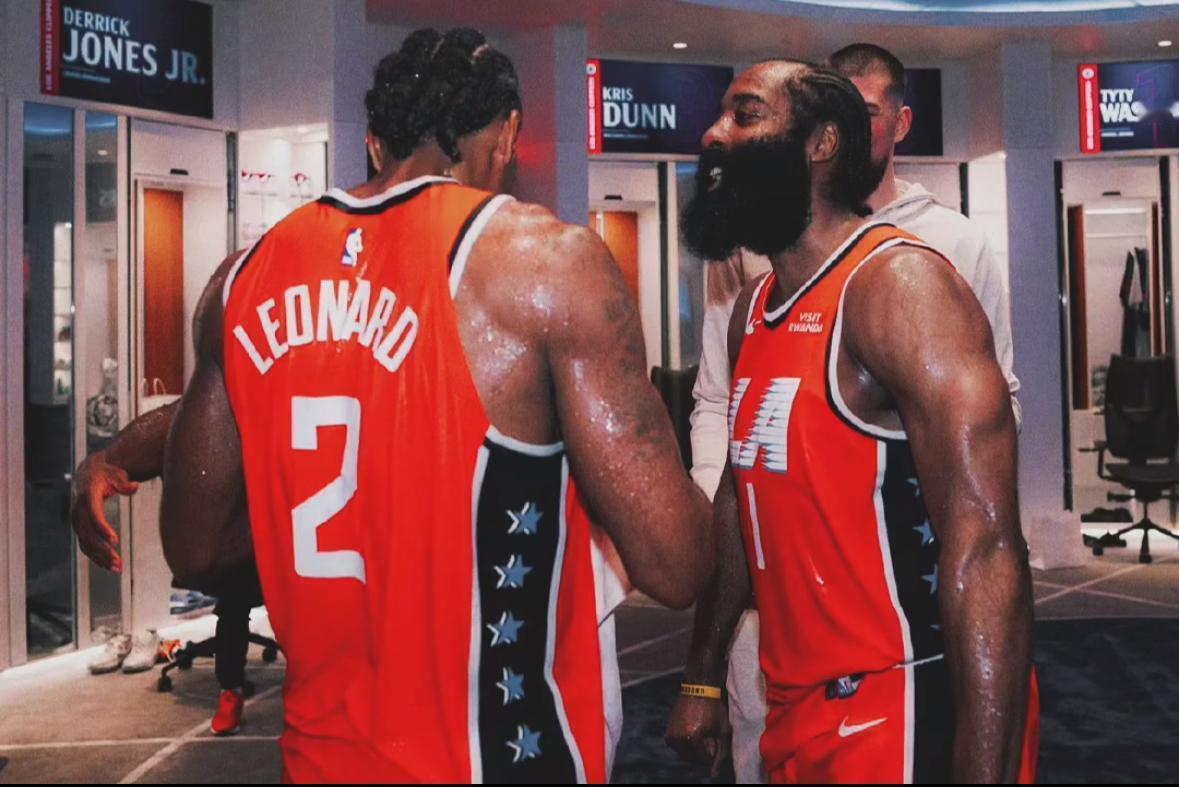 其实打球的轮换阵容已经不缺人手了，不太需要大交易。首发:+哈登+柯林斯+邓恩