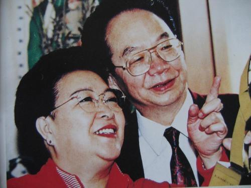 沉痛哀悼！周尔均将军因病于前天（2月27日）在北京逝世，享年93岁。周尔均将