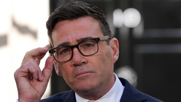 新首相的谎言，英国十年换了七任首相，无论换了谁，都唯美马首是瞻，这不，上任刚2天