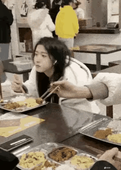 这么高的颜值还单身，太可惜了吧
