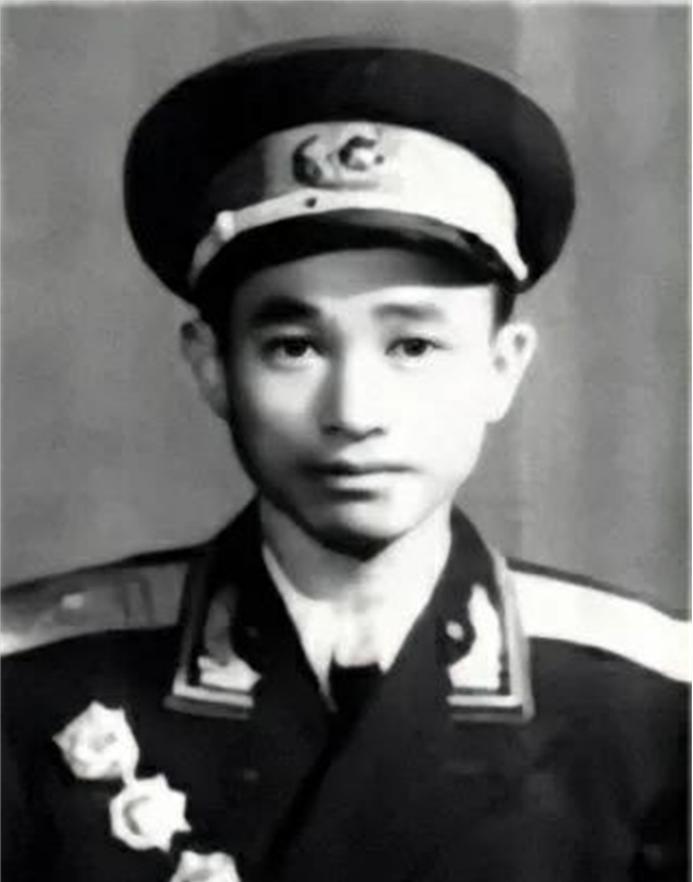 1951年，在抗美援朝第五次战役中，上级命令志愿军189师师长以死抗敌，谁知师长