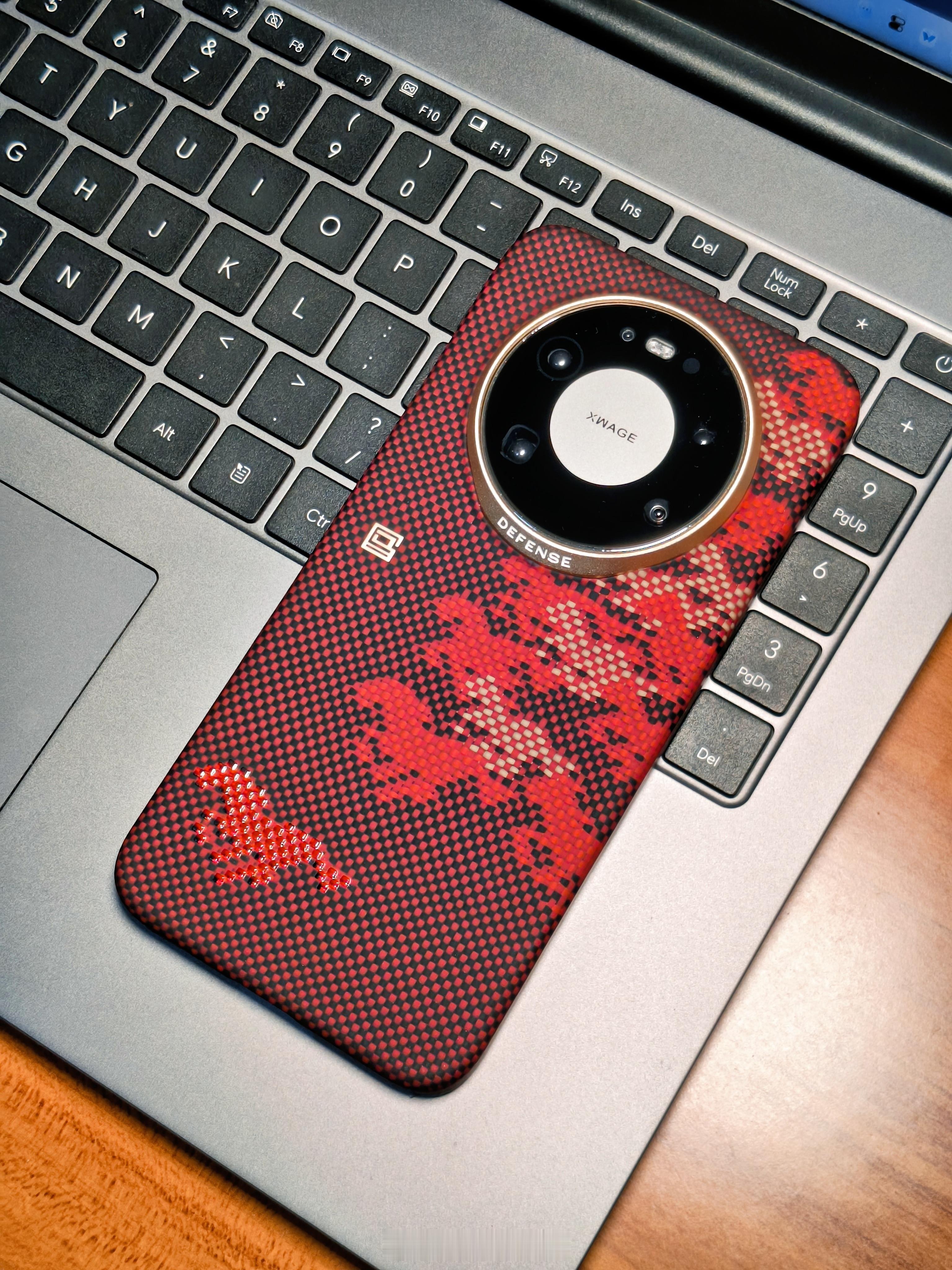 好马配好鞍，决色骐骥「骏」系列芳纶纤维磁吸手机壳首发上手，3D打印的万马奔腾和马