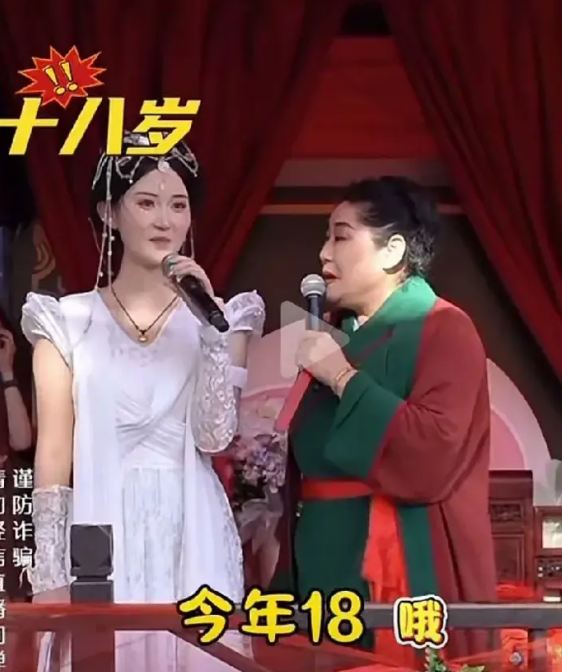 开封王婆相亲现场又来了一位美女相亲，今年才18岁，真漂亮，王婆问她要多少彩礼，她