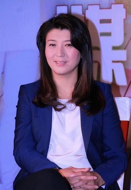 从言论本身来看：闫学晶可能只是基于自己家庭的生活状况和消费标准有感而发，并非有意