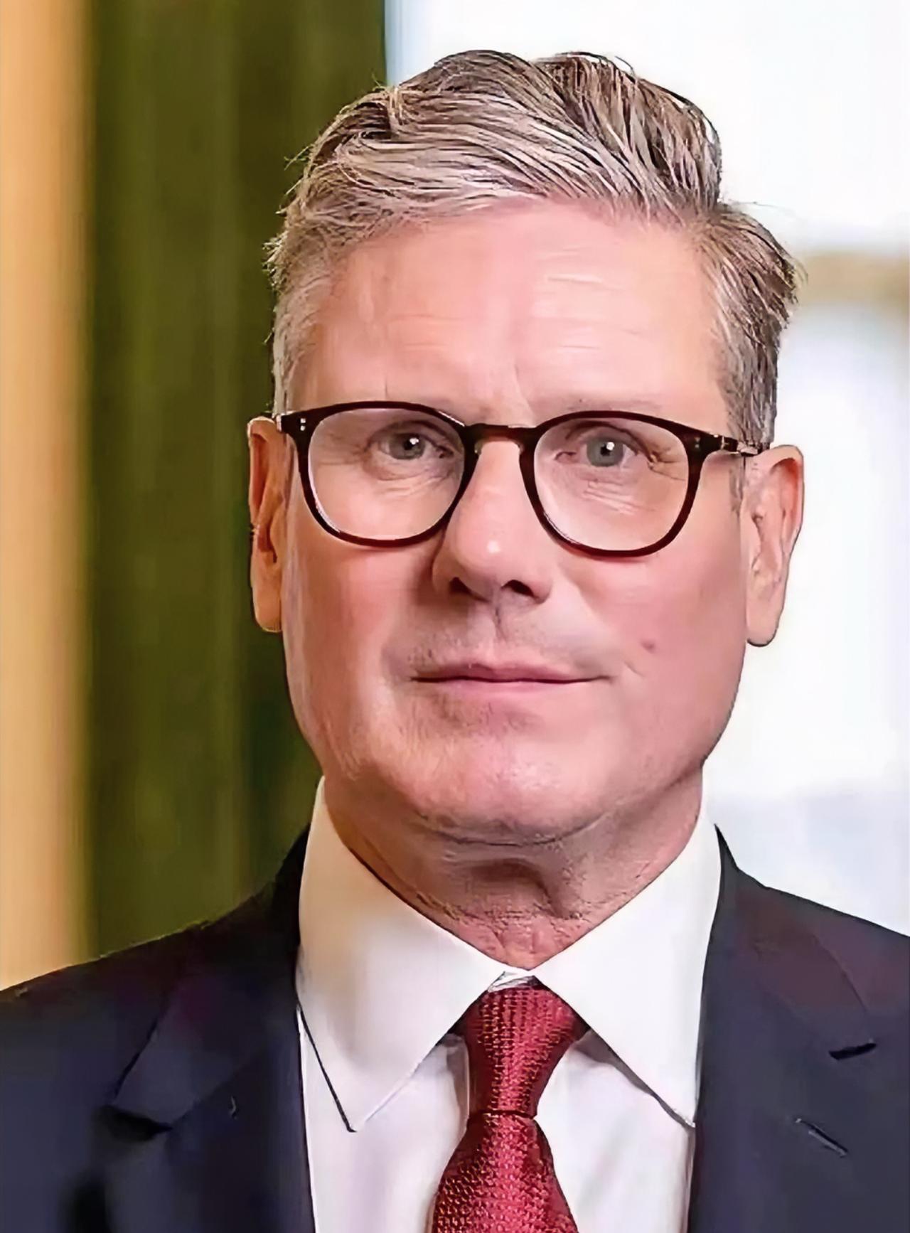 英国传来新消息！2026年3月30日，英国首相斯塔默宣布，他要在周一和壳牌、英国