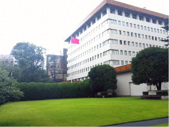 日本携刀少尉被捕，不到24小时，中方准时提要求，小泉进次郎失声 24号早上，