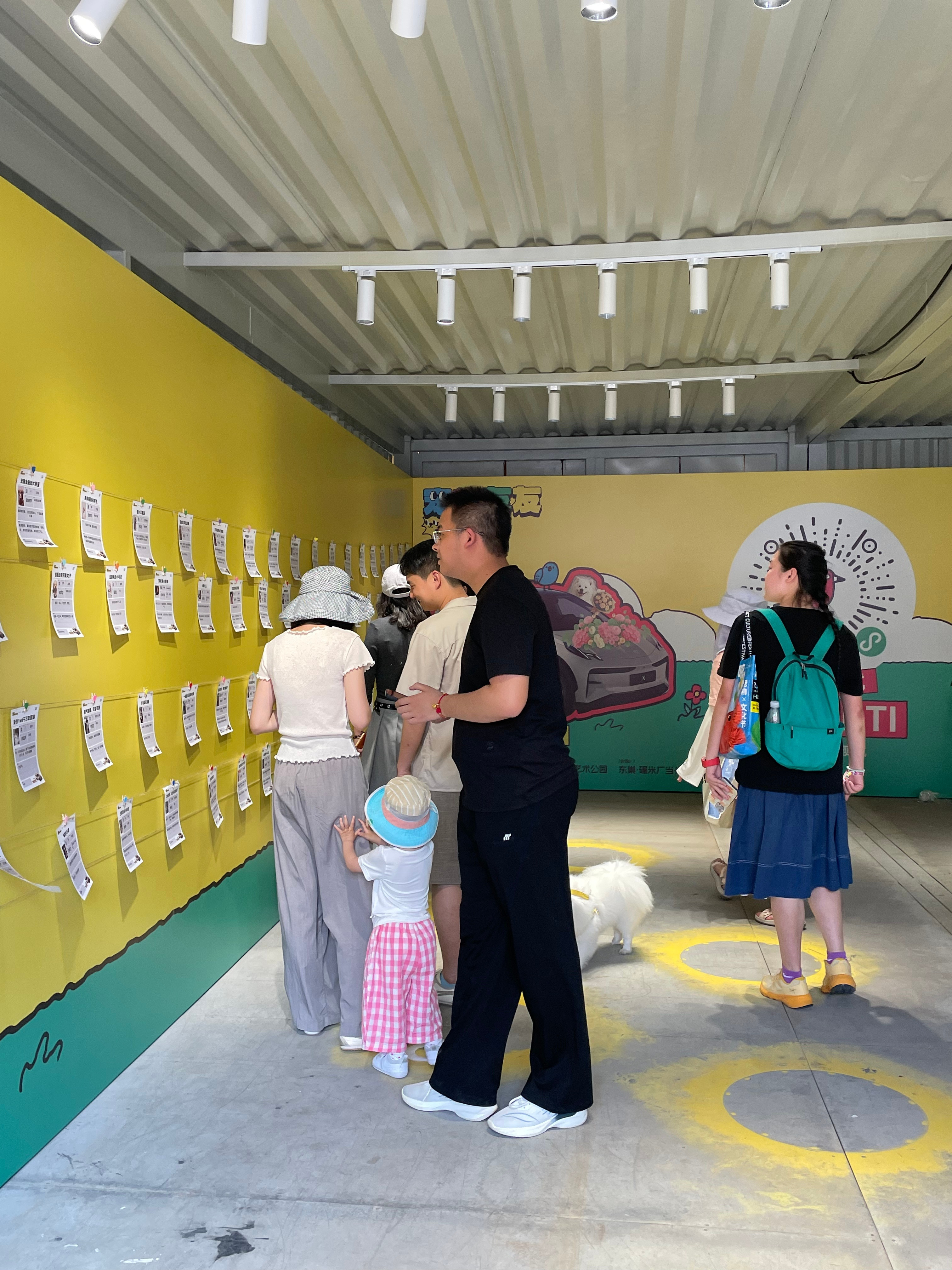 养宠物会替你解决相亲的烦恼被催婚？不存在的！当别人问起感情状况，只要把宠物往怀