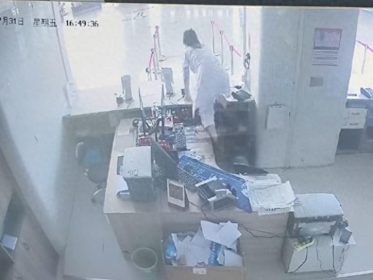 这下好了，不仅濮阳的人知道了，连全国人民都知道了！8月5日纵览新闻报道，医院收费