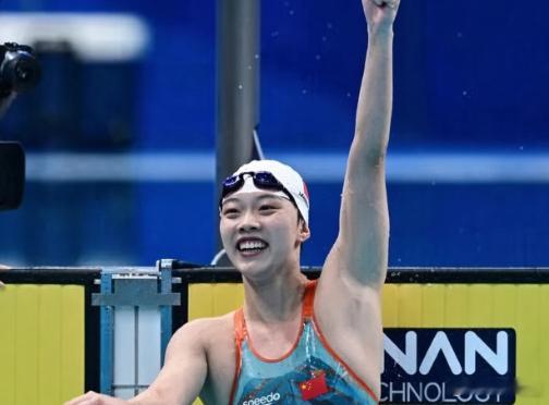 冲击六连满冠中国女子50仰最强组合再次联袂出击王中王的她已超巅峰期傅园慧上届亚运会女子50仰的冠亚军