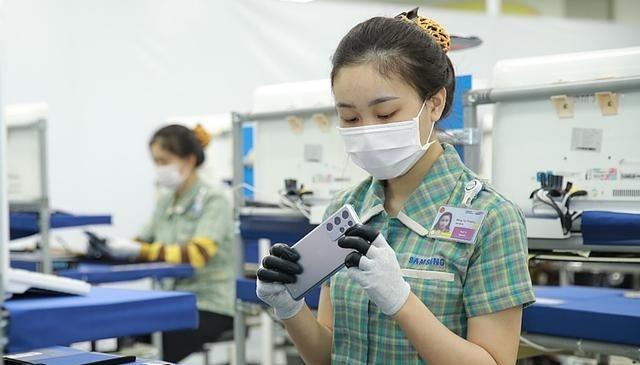 美国的国际问题专家曾表示，既然无法除掉中国，那干脆再“造出”一个中国，并且，他们