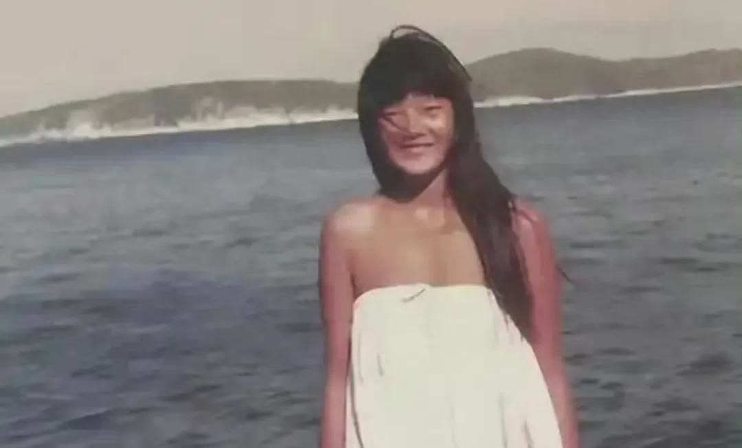 陈凯歌以前把洪晃拍的那么美，一定也深爱过吧？
