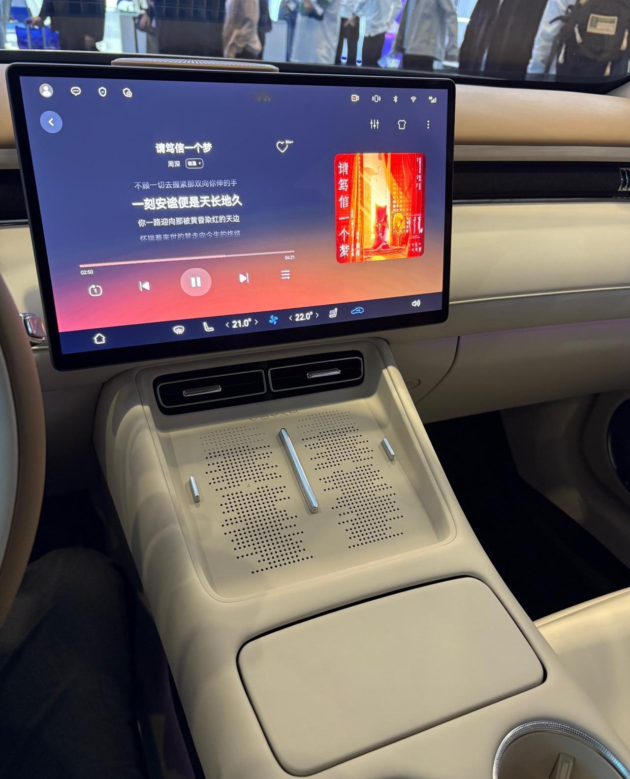 买车的时候，有两个4S的套路，要注意，不要被套住了。1，送全车贴膜通常，贴