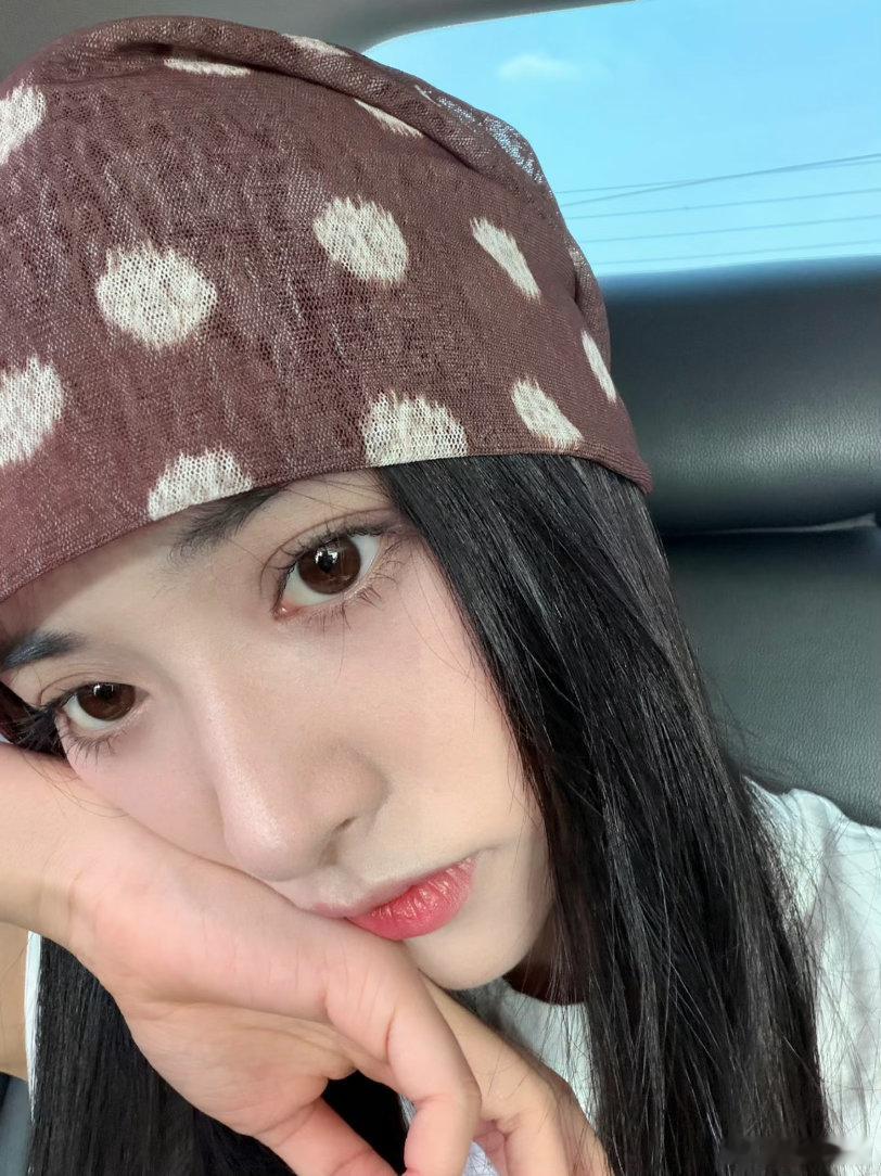 沈月的记性belike这个记性简直是演我哈哈哈哈！被问到如果给奇遇号的Wi-F