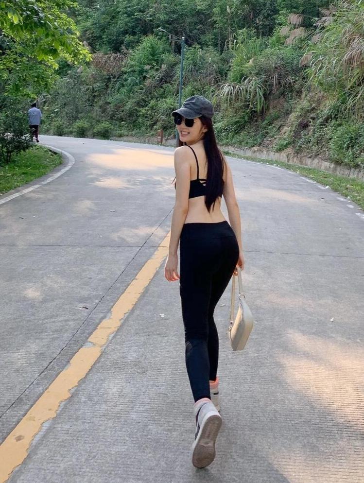 分享一张你随手拍的街景