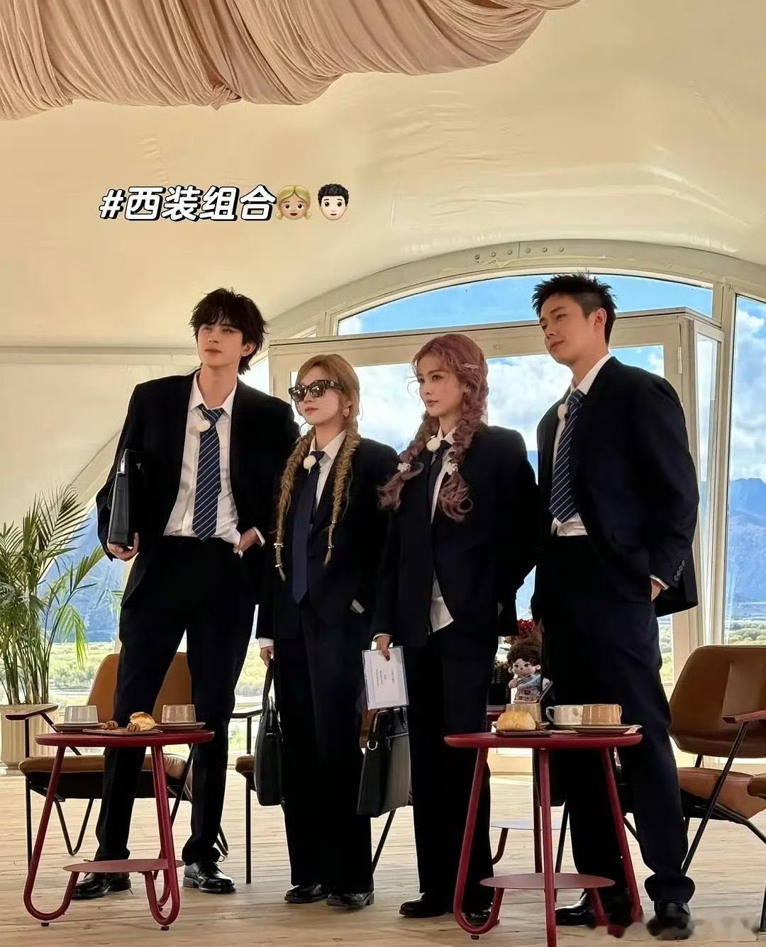 敖瑞鹏这么高的嘛，好长一条