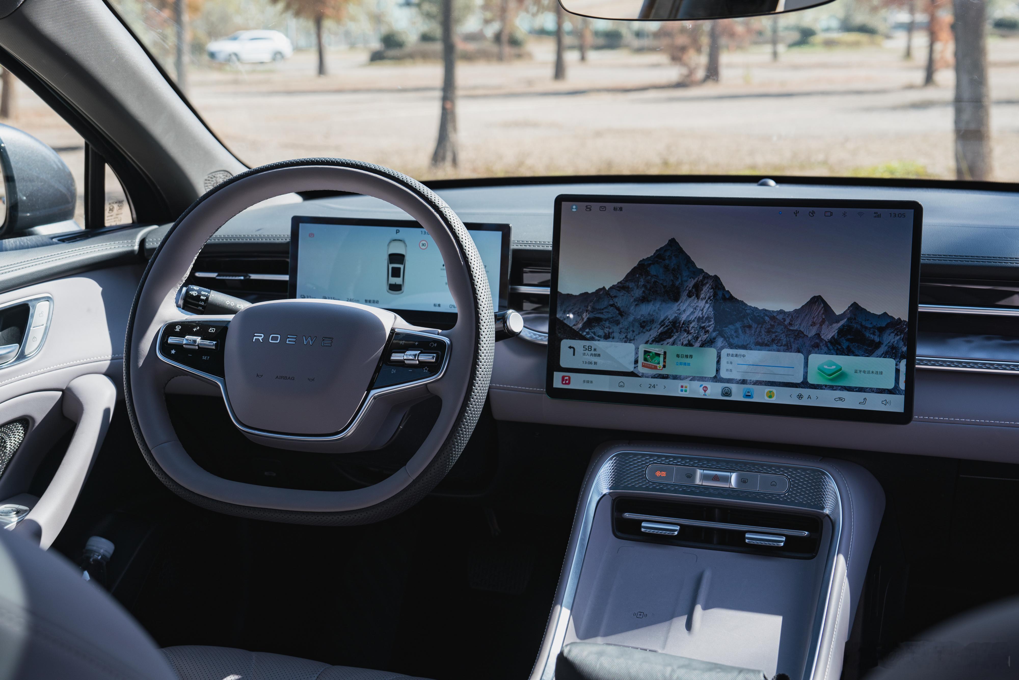 关于高德地图和百度地图谁好谁优的争论，大家各持己见，认为高德地图优秀，百度地图不