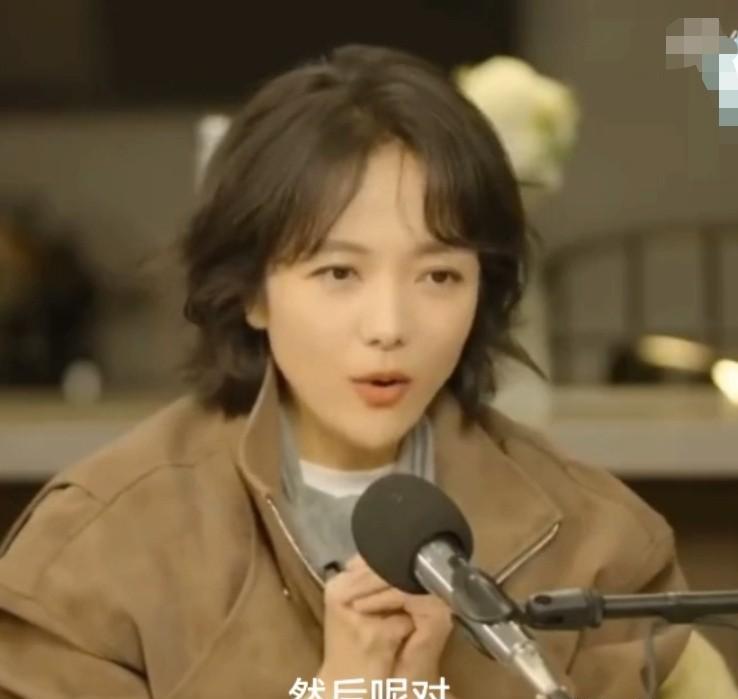 吴昕的逆袭，藏着普通人最痛的真相：你越努力，越焦虑。过去她像根绷紧的弦节