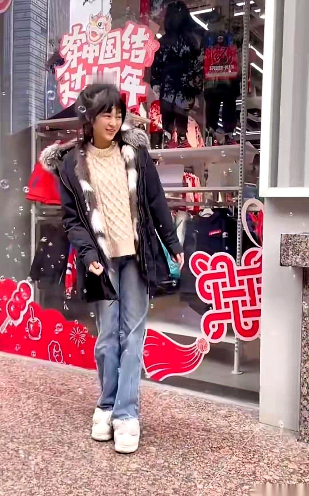 一个河南小伙，揣着八万八的红包，一脚油门干到了一千多公里外的重庆合川。就为了跟