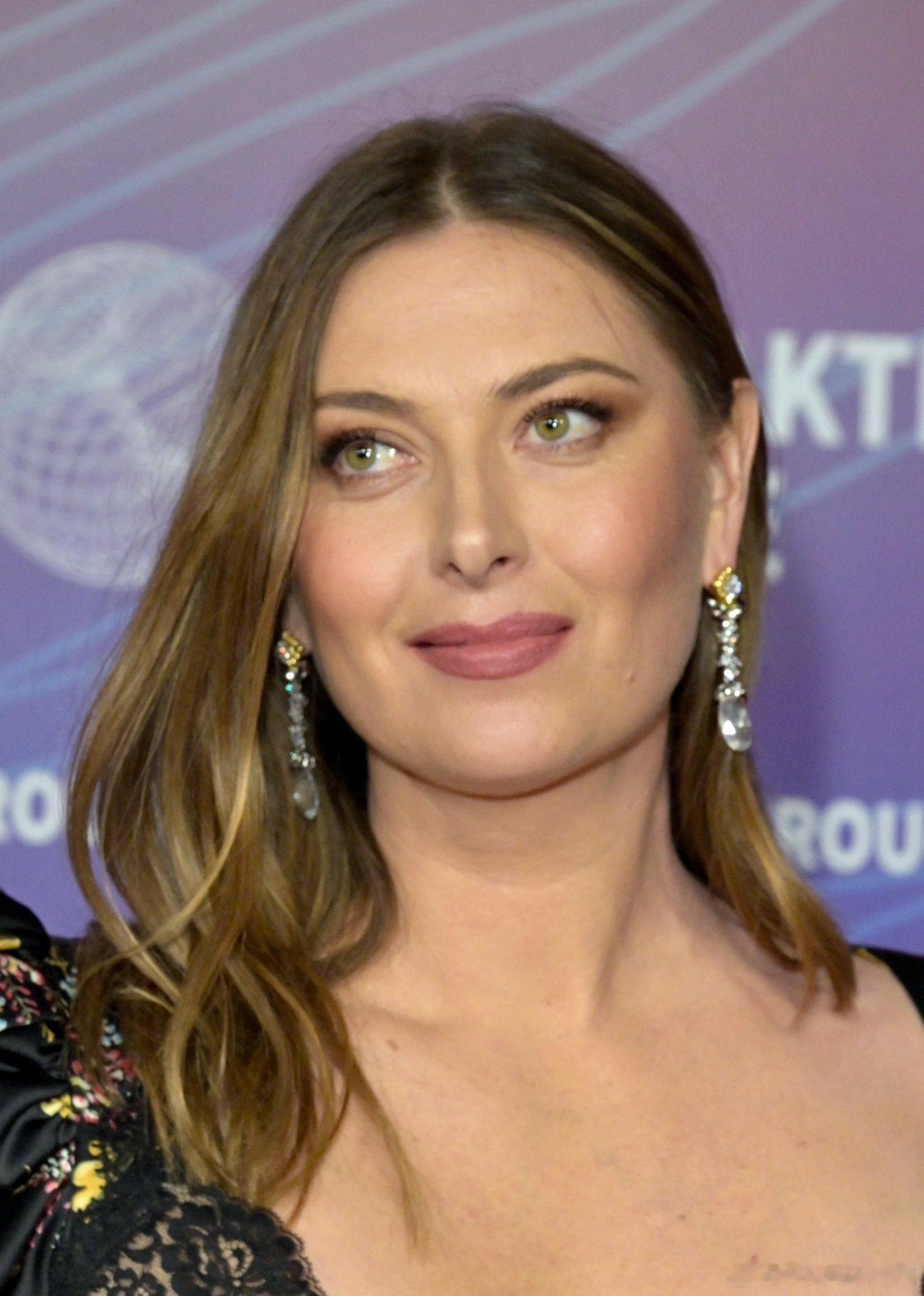 莎拉波娃最新红毯照，你们打几分？wta