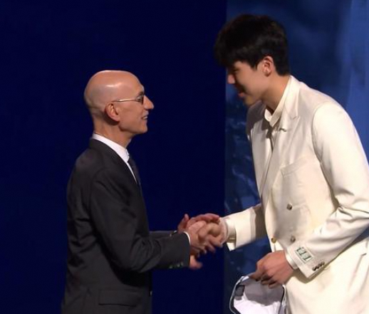 杨瀚森创历史！成姚明、易建联后中国球员NBA选秀第3高顺位