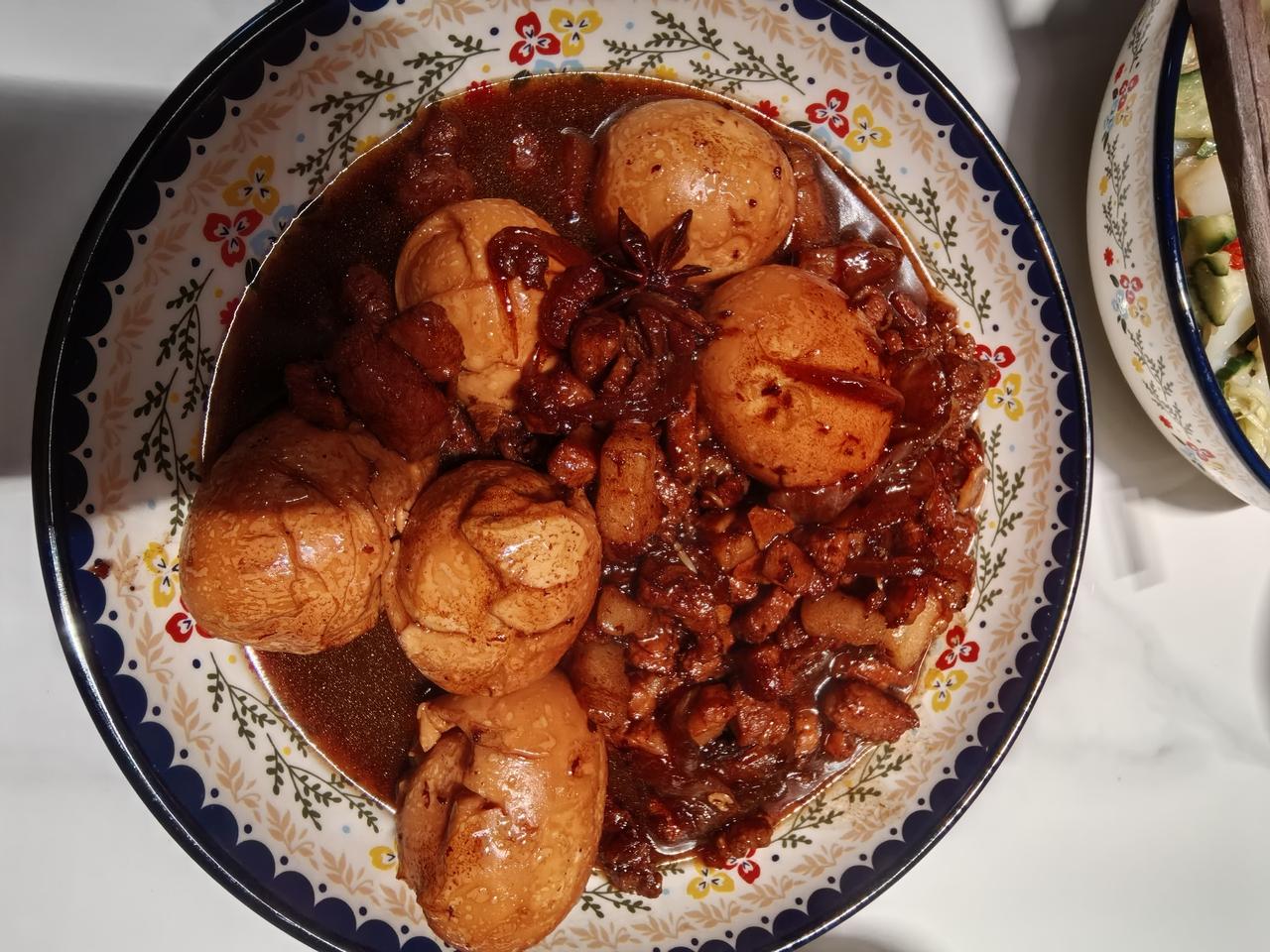 女人最佳婚配属相：狗女婚配男——蛇兔马猴猪狗猪女婚配男——虎羊牛狗鸡猪鼠女