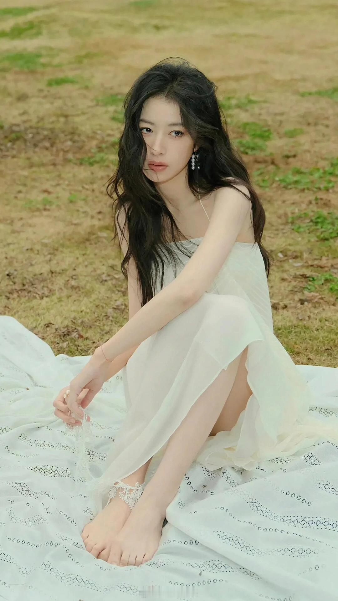 周雨彤美照，是你的菜吗？​​​