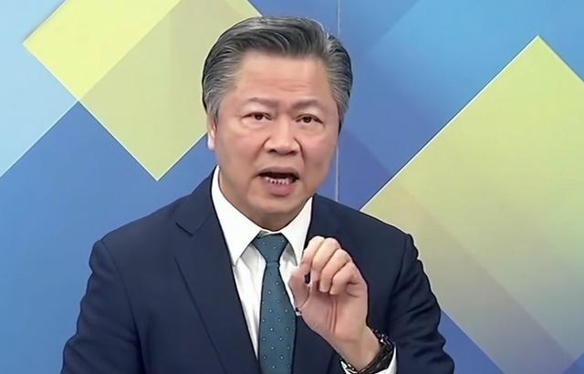 台湾名嘴赖岳谦说：我生三个孩子是有原因的，第一个女儿在台湾出生，当时以为生她一个