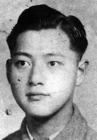 余祖胜余祖胜（1927-1949），湖北汉阳县出生，后随父亲到重庆。1939年