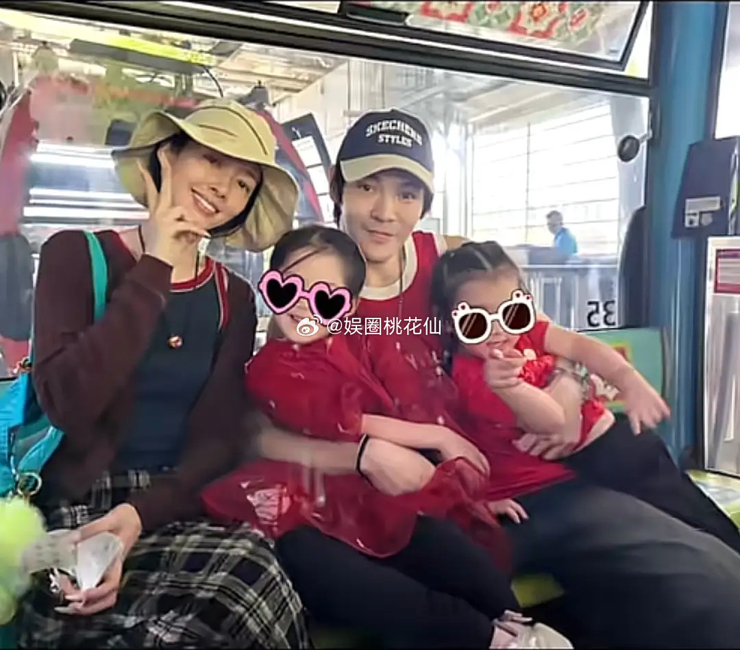 娶了郭碧婷做老婆的向佐，真是得多谢当年慧眼识珠的妈妈向太，现在的向佐不仅没有走歪