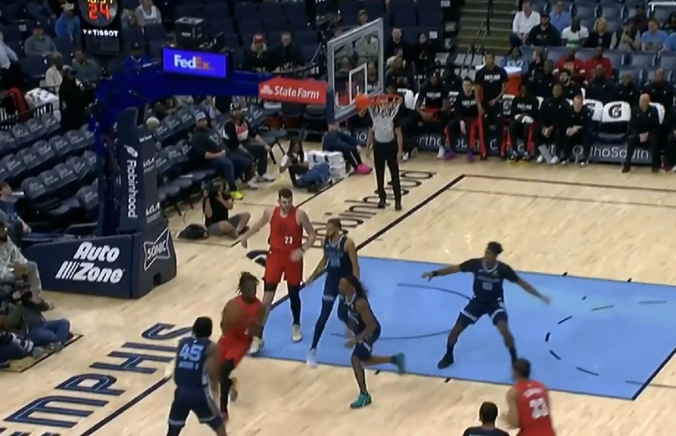 人有时候不得需要努力还需要运气，吕佩尔被灰熊转双向合同后面对旧主开拓者首发出战，