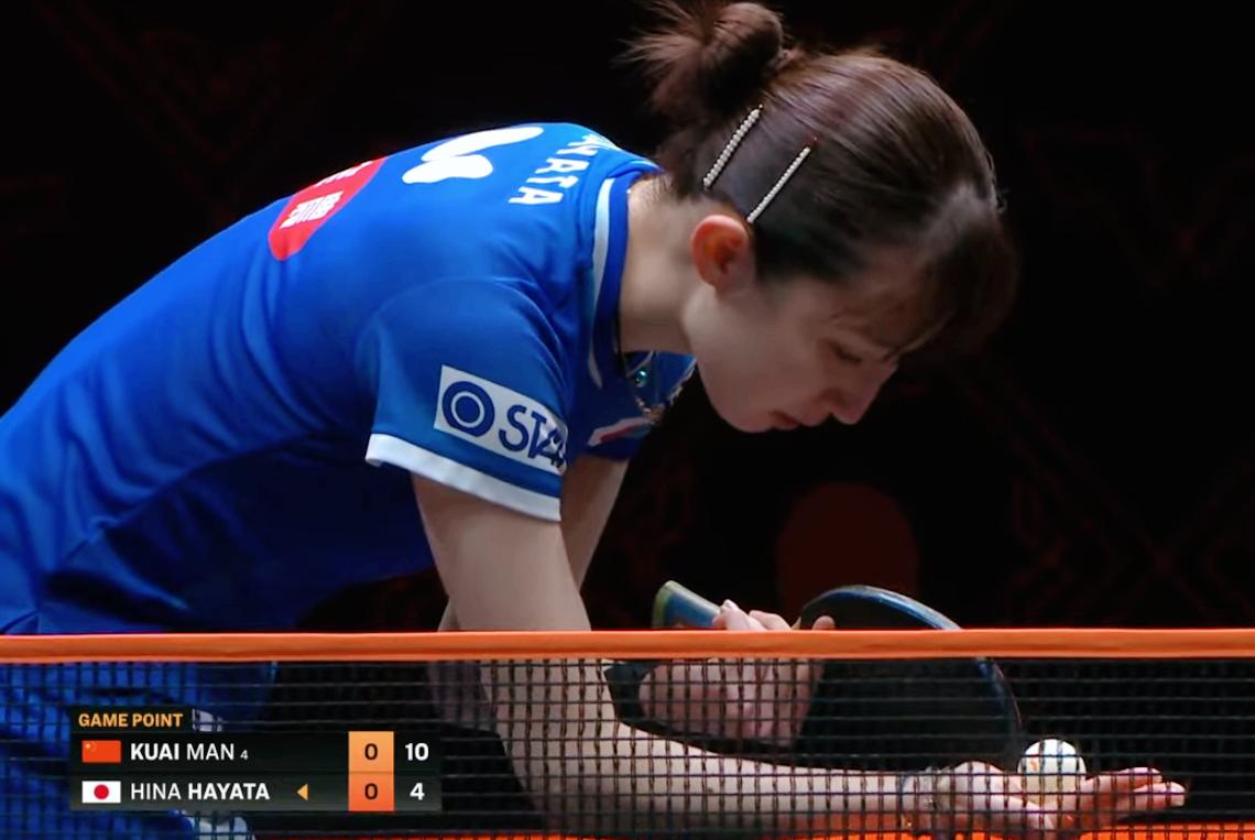 我去，邱贻可咋跑过来？给蒯曼做指导了！老邱不是在家休假吗？有邱贻可在，大