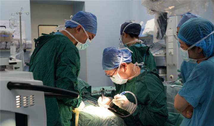 签证仅剩10天，中山大学医院紧急启动应急协调机制非洲患者被成功治愈不远万里