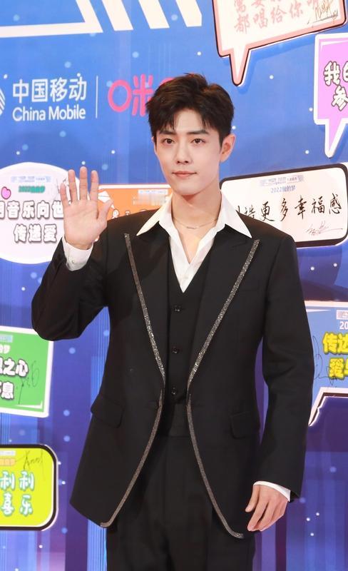 《庆余年3》新路透疯传！肖战古装生图惊艳曝光11月12日，《庆余年3》新路透