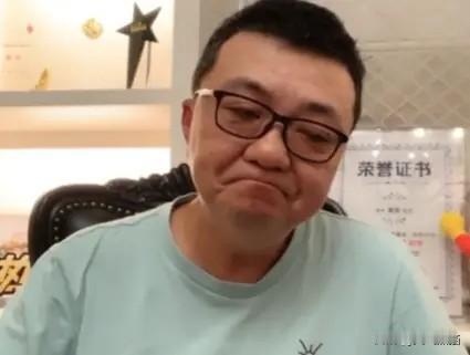董路唯一做错的，就是没有向这位家长要培训费！最近，一位曾经的足球小将父亲在网上