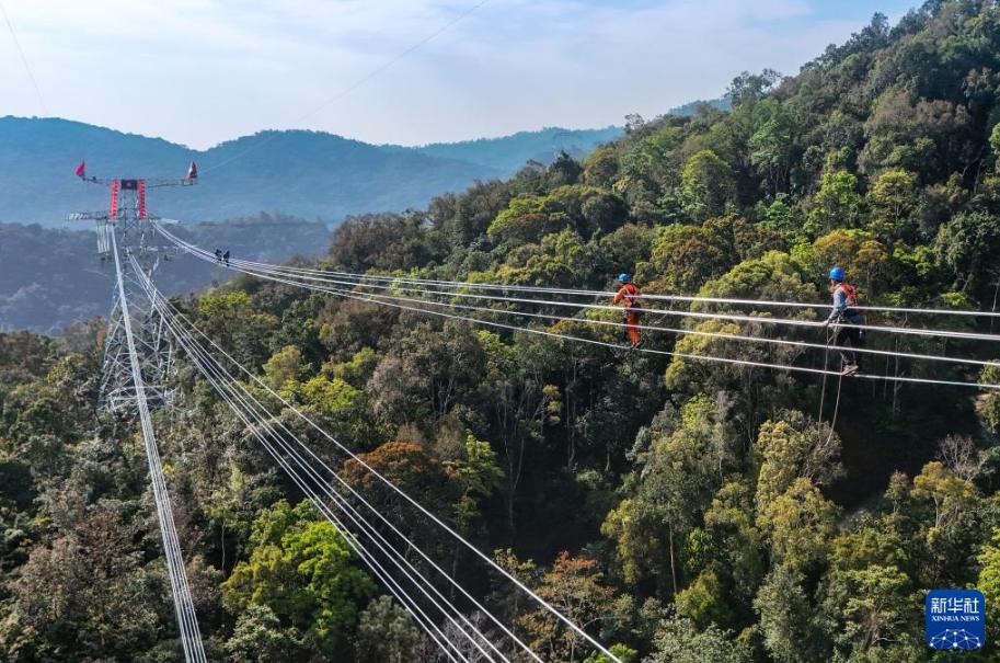 真没想到！中国南方电网牢牢掌控老挝国家的电力核心命脉。南方电网持有老挝国家输电网