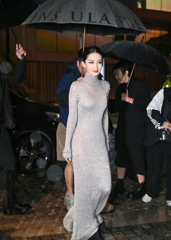 好身材果然是穿出来的