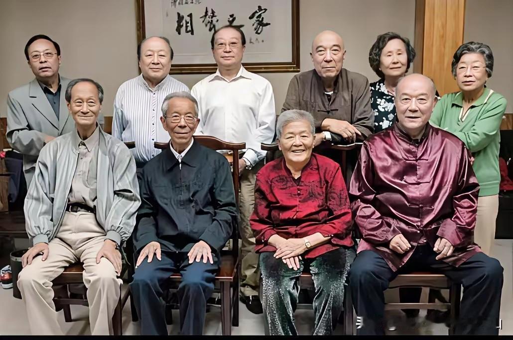 郭德纲缺席师爷田立禾大师葬礼真相被挖出？相声演员身后冷暖：江湖现实，名望权力往往