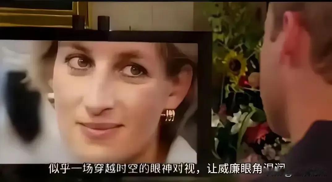 他得多痛呀？那是他的妈妈呀！将他宠在手心里16年的妈妈，这怎么可能会轻易的抹掉