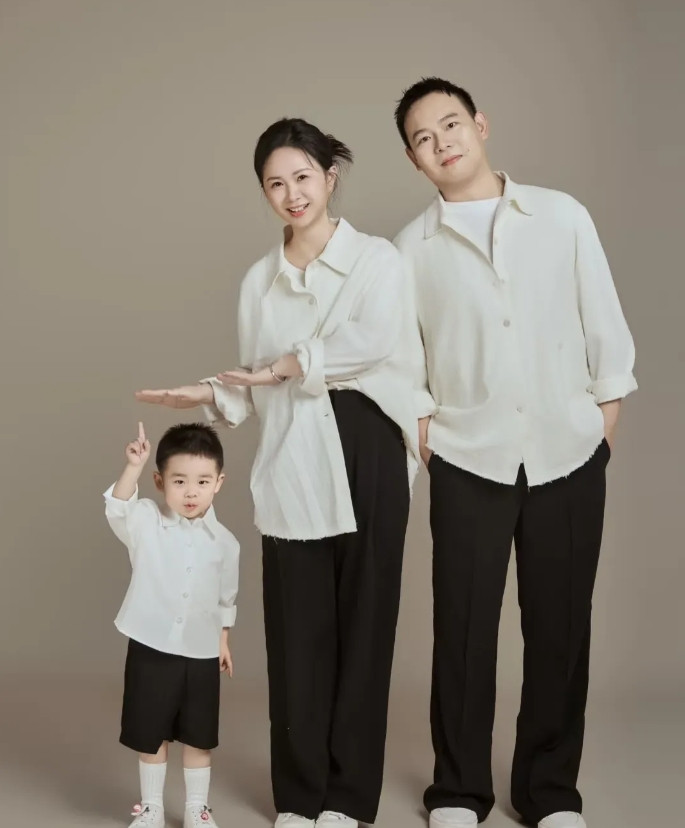 昨天晚上老公同意和我离婚了，孩子由我带，今天本来是打算去离婚的，这件事情被妈知道