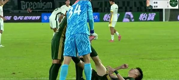 浙江队3-1领先北京国安，最后被北京国安连进3球翻盘，太不可思议了……！1：