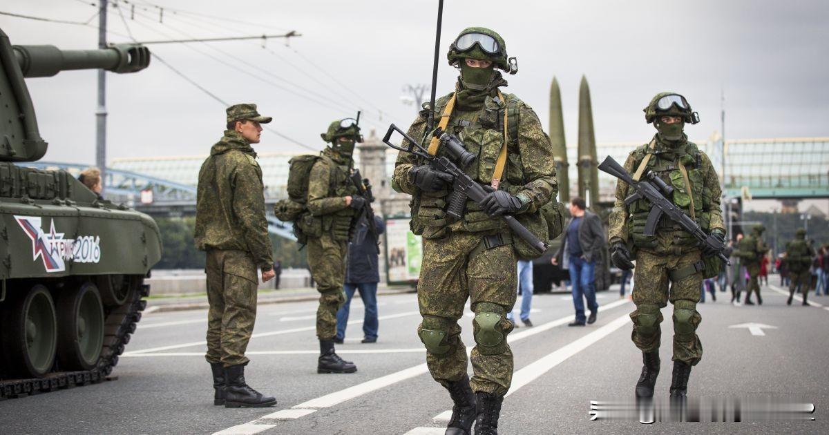俄罗斯正在集结军队，向苏梅附近的森林推进近几个月来，俄罗斯军队加强在苏梅边
